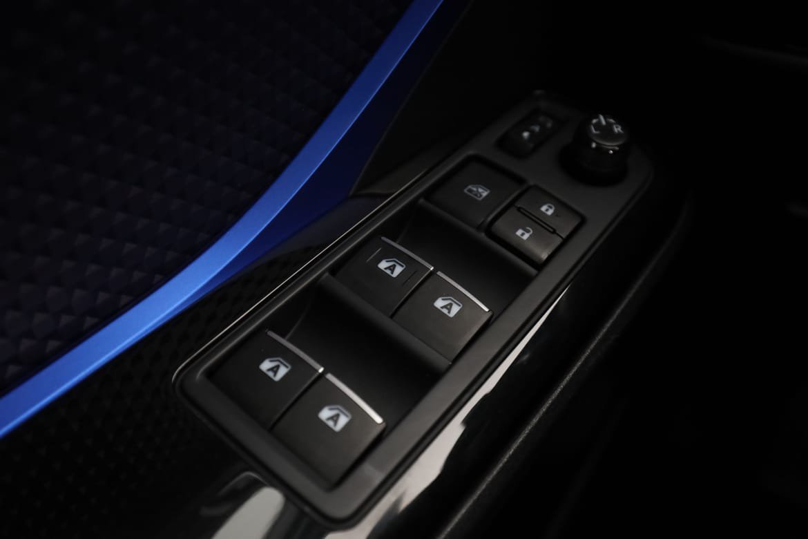 Vehicle Image 22