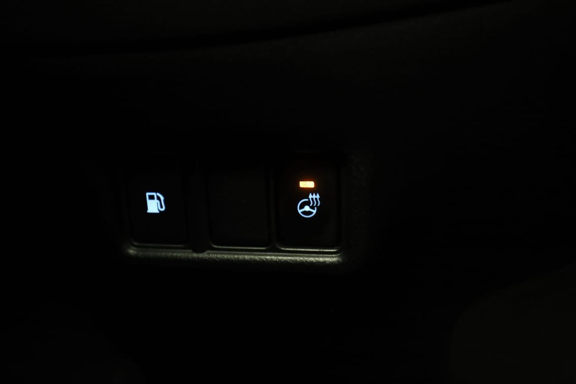 Vehicle Image 25
