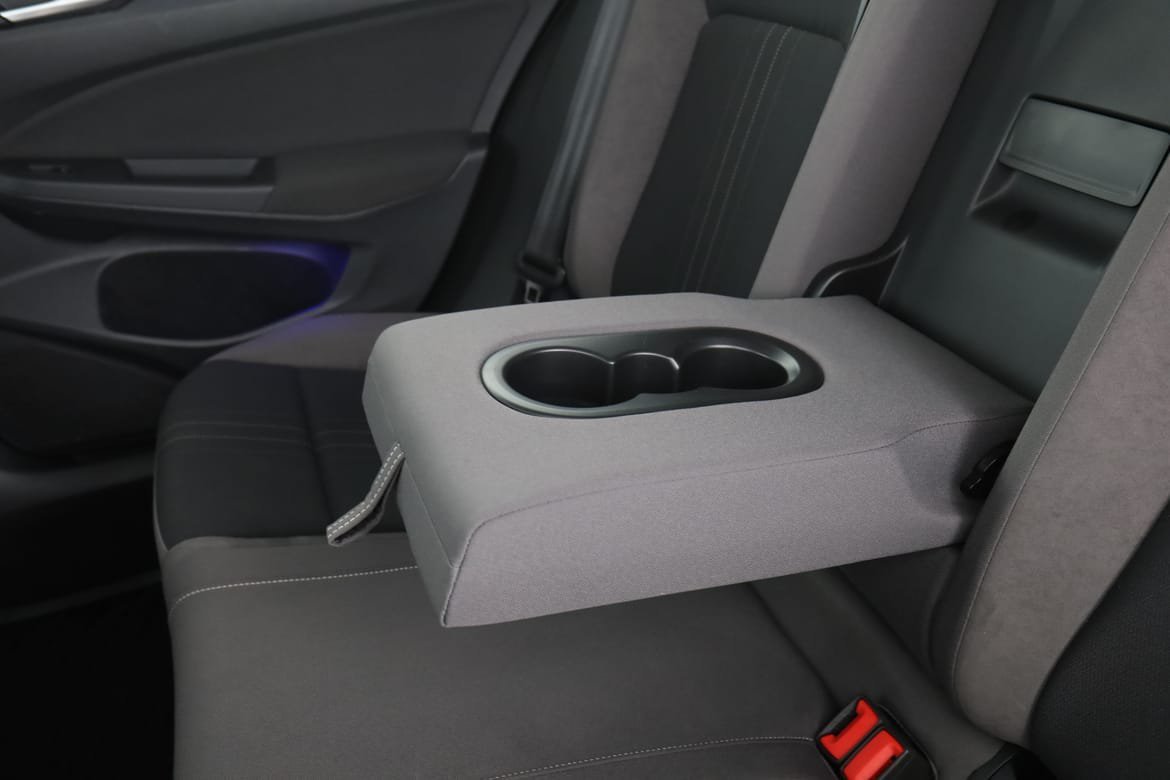 Vehicle Image 38