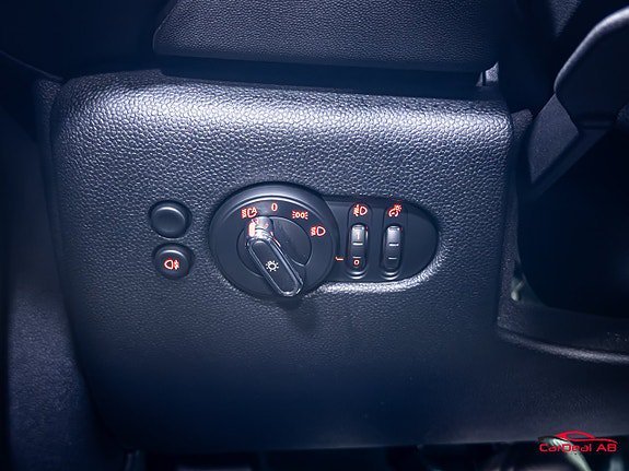 Vehicle Image 27