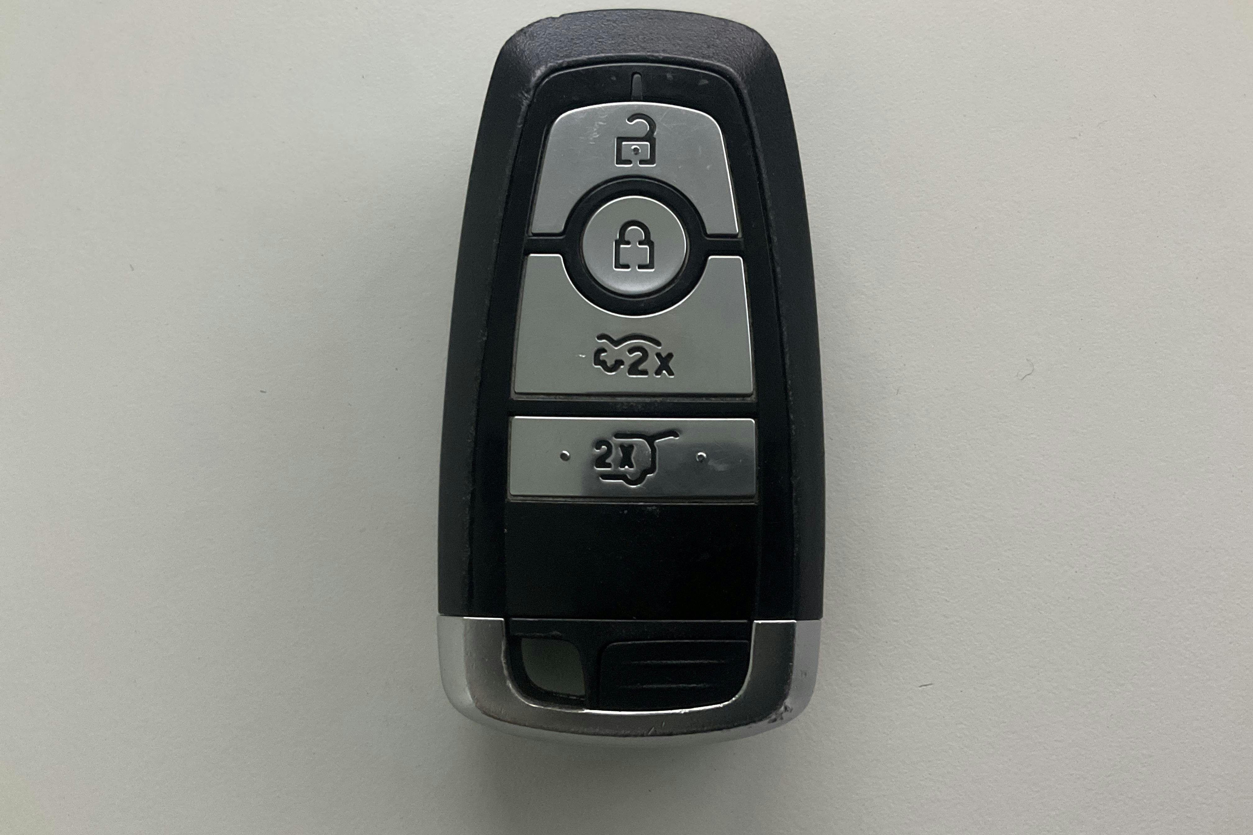 Vehicle Image 26