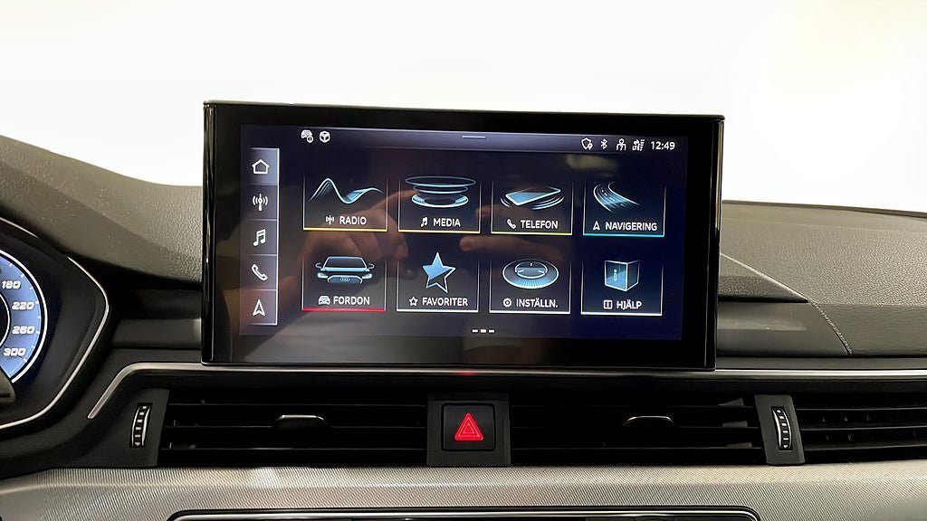 Vehicle Image 9