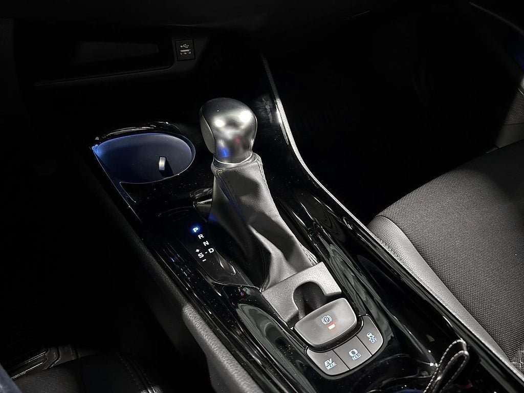 Vehicle Image 18