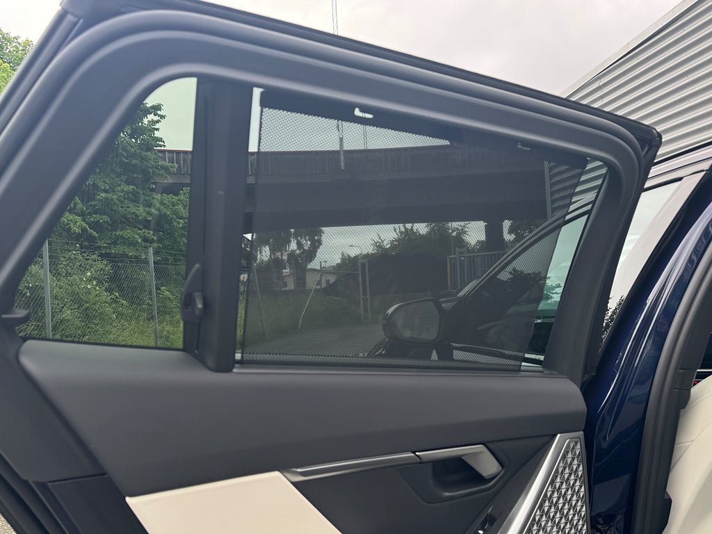Vehicle Image 26