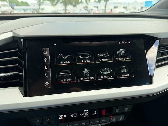 Vehicle Image 23