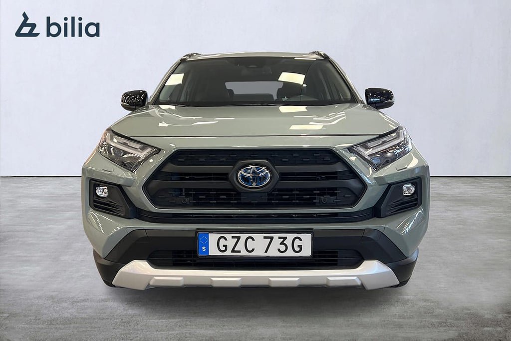 Vehicle Image 6
