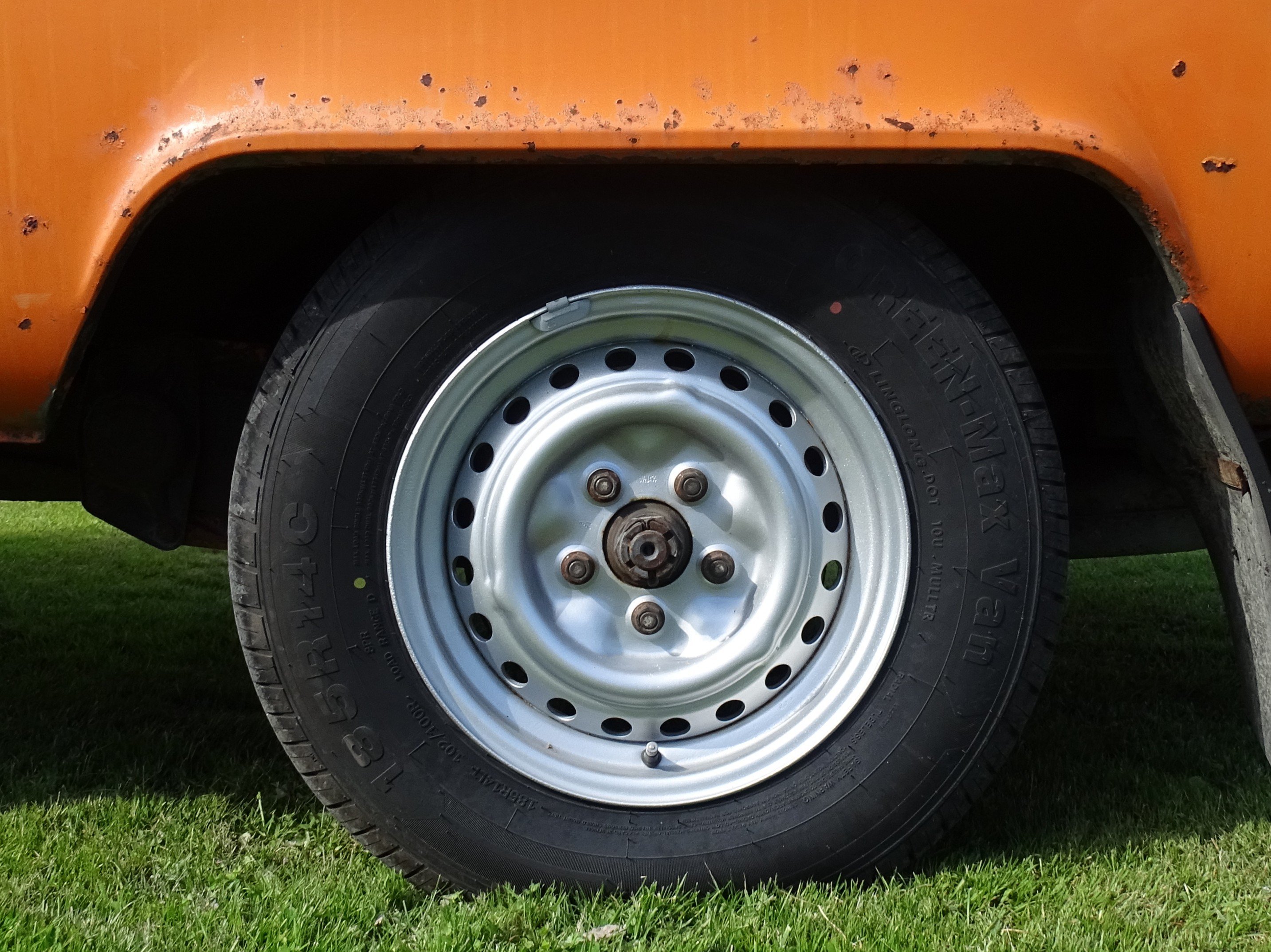 Vehicle Image 19