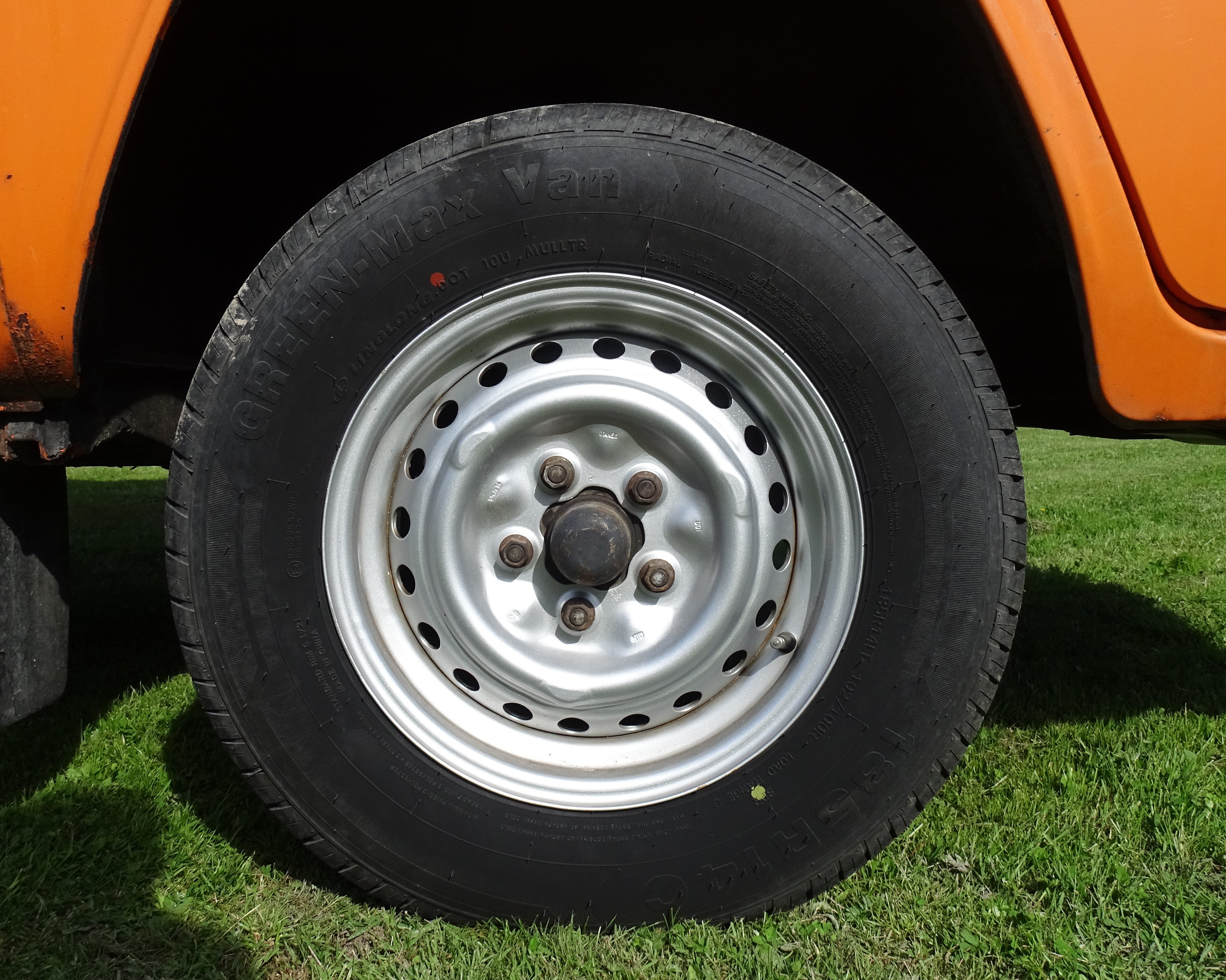Vehicle Image 21