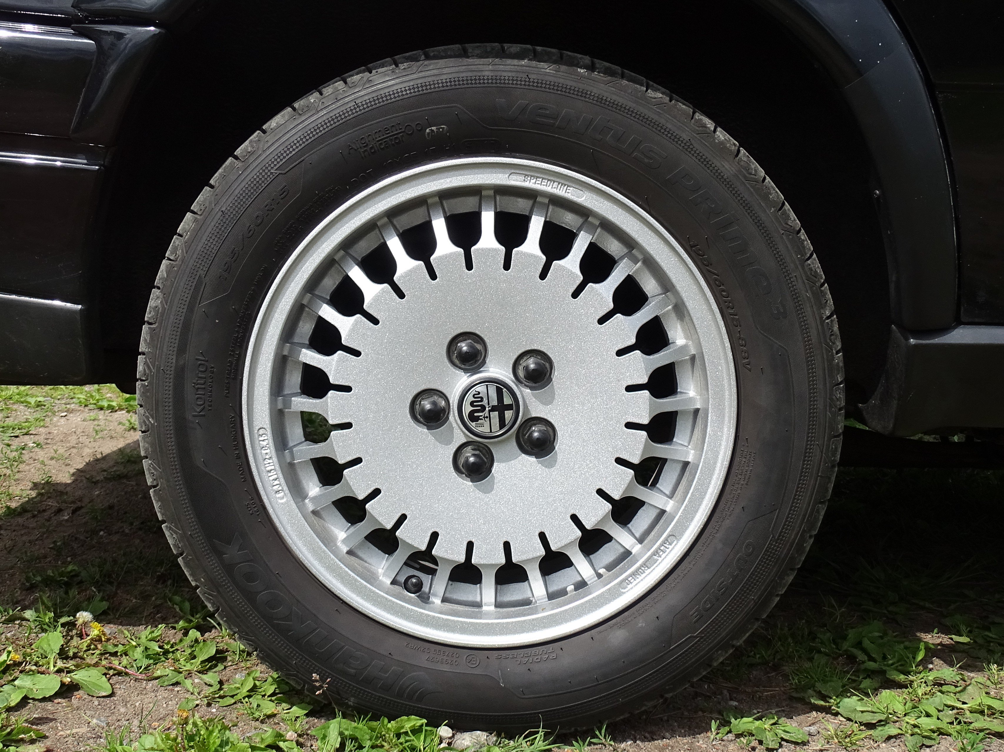 Vehicle Image 19