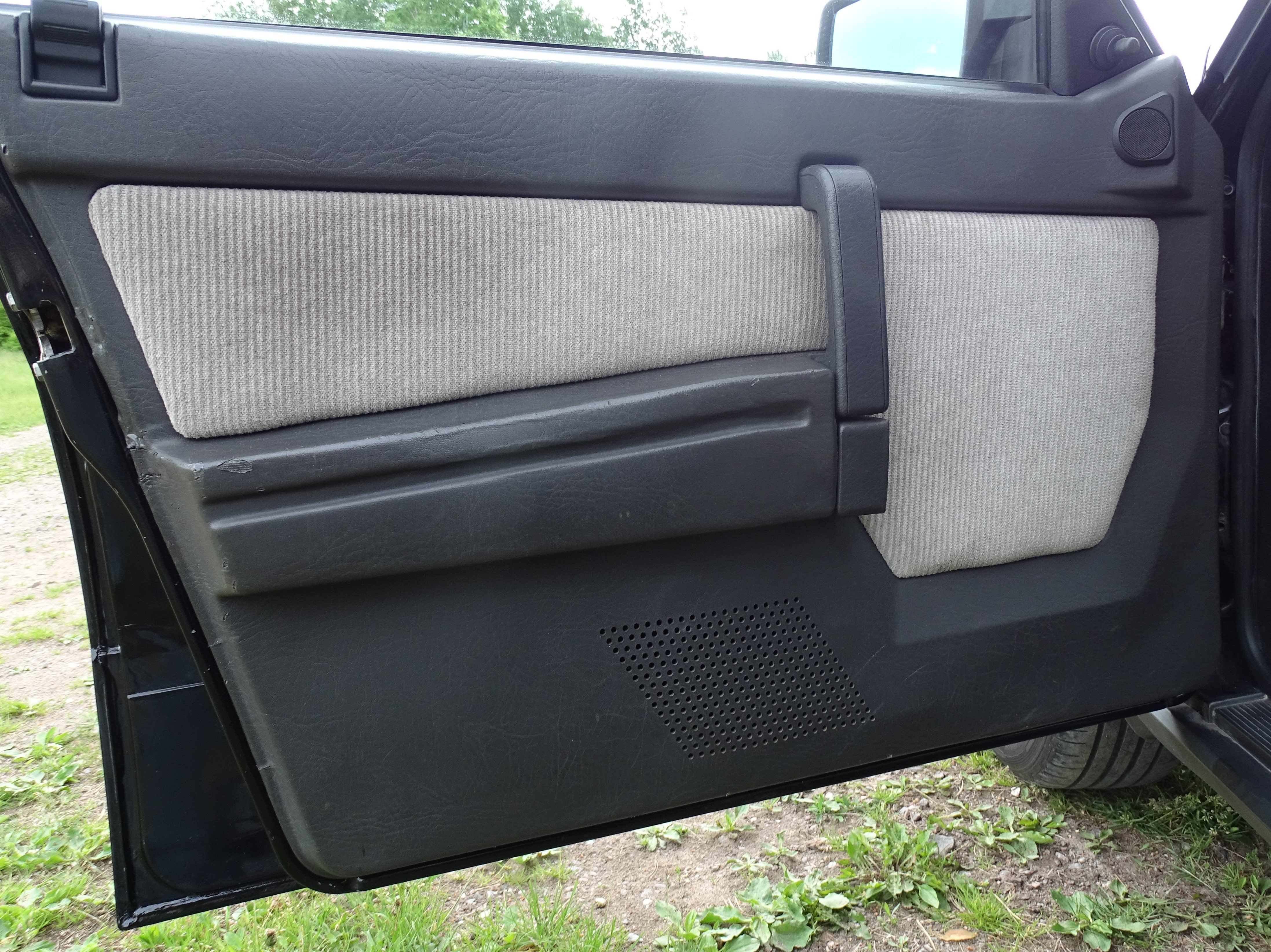 Vehicle Image 24