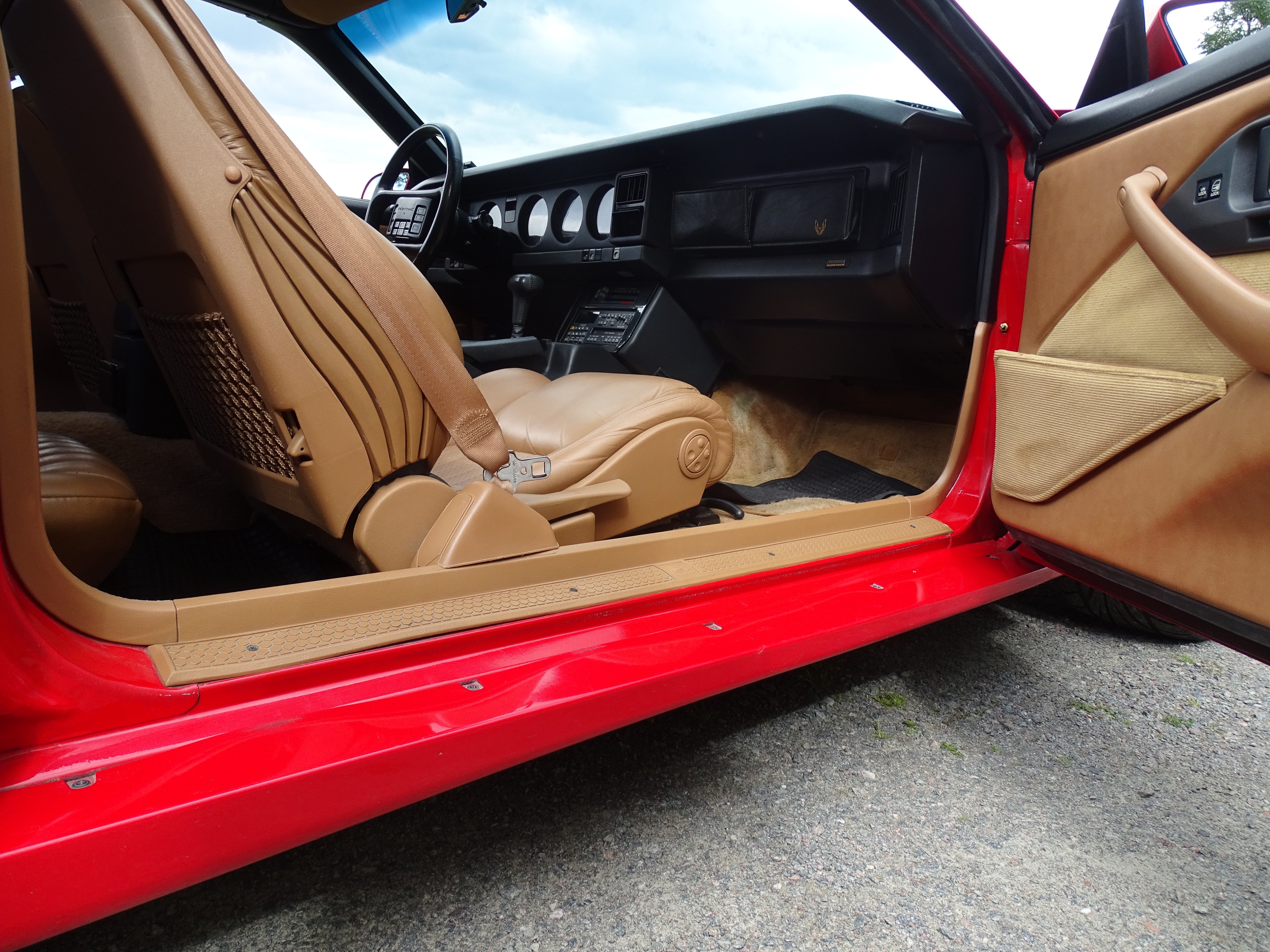 Vehicle Image 33