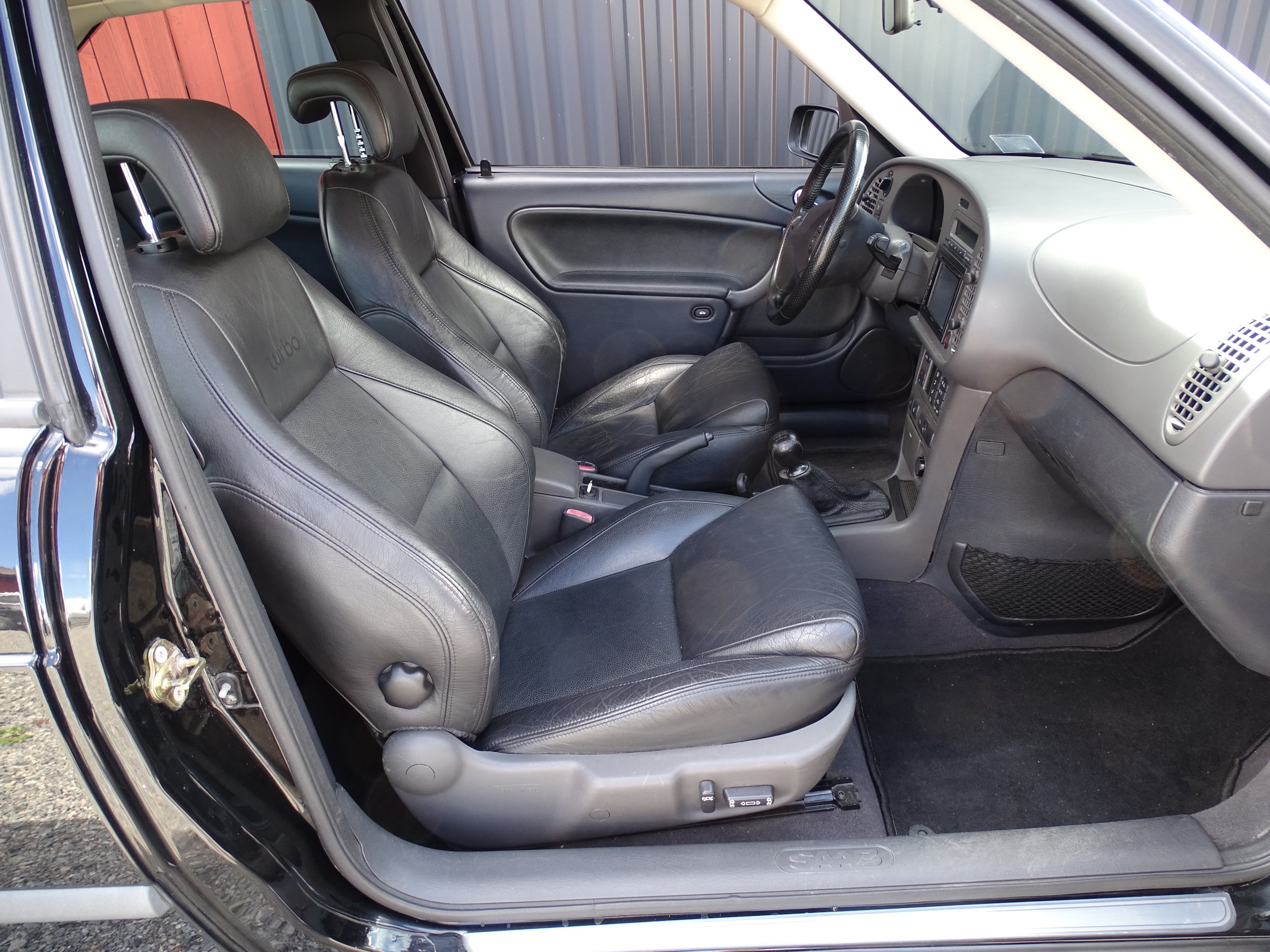 Vehicle Image 37