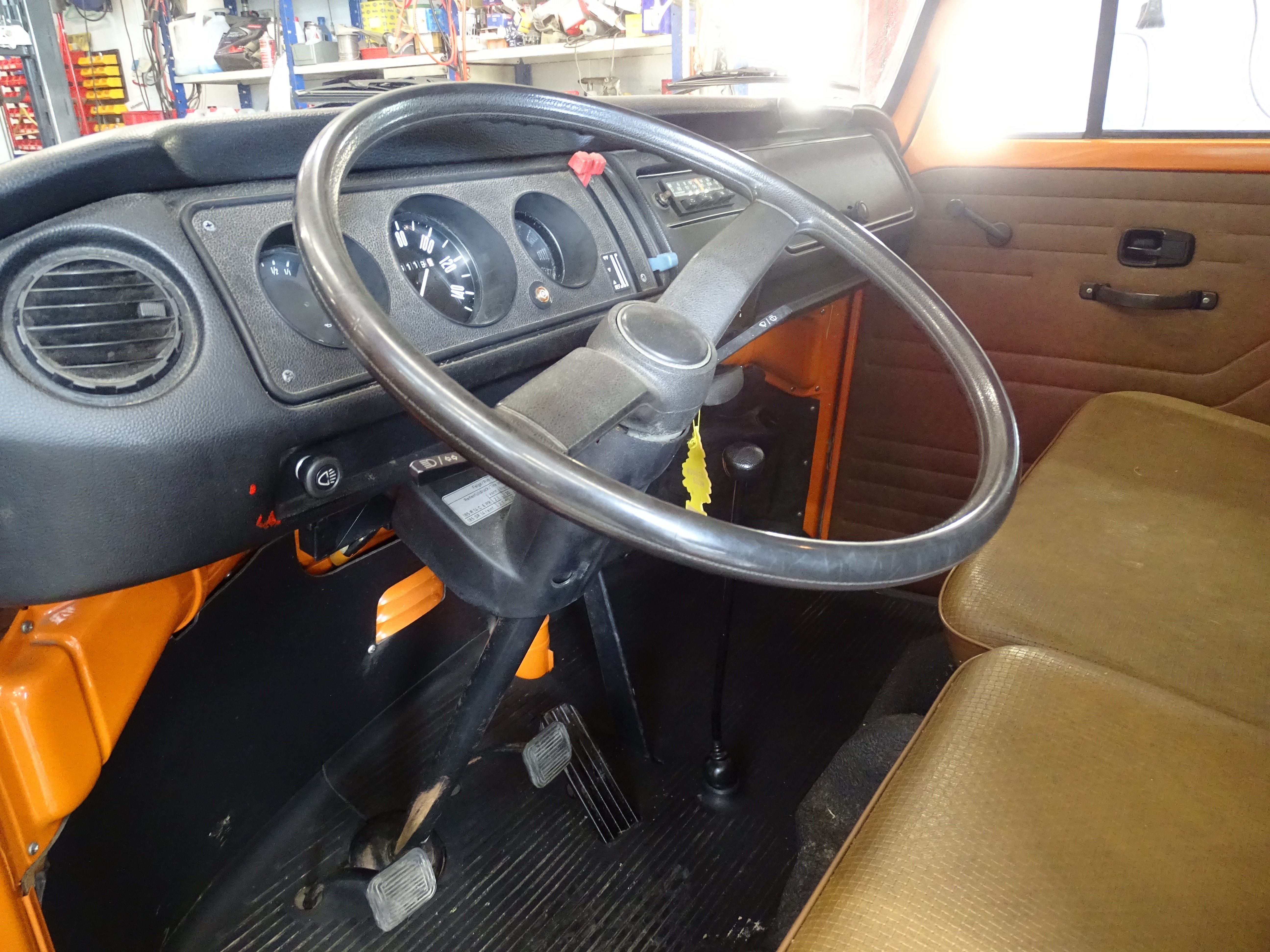 Vehicle Image 40