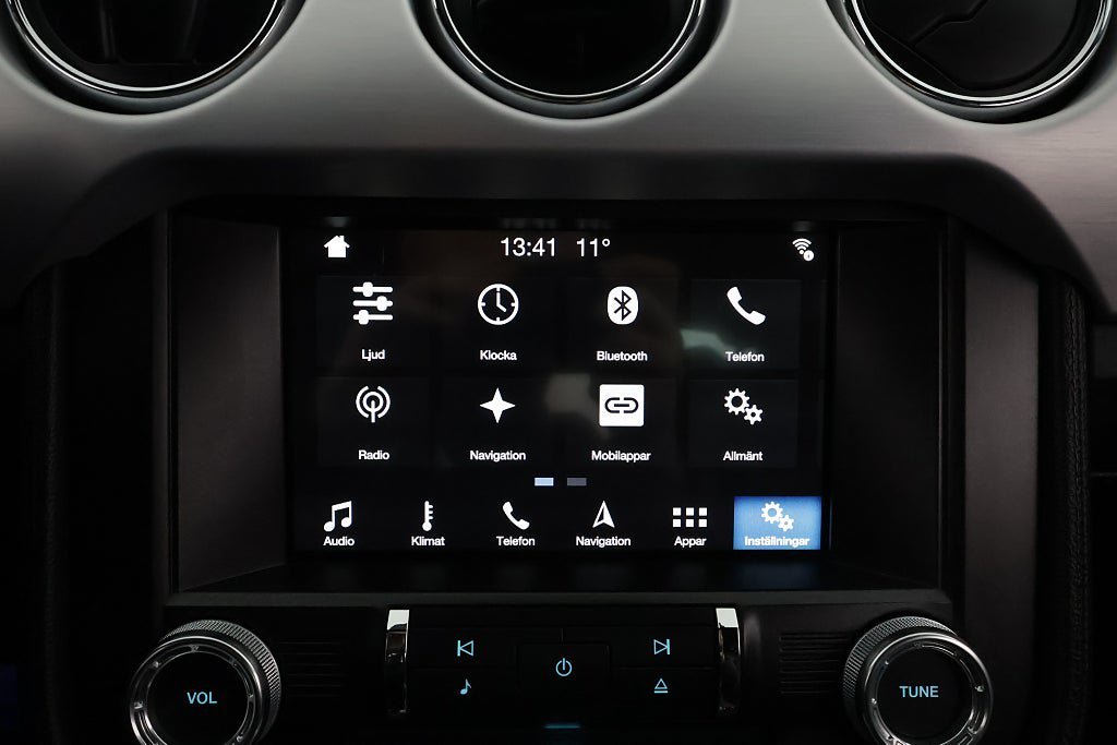 Vehicle Image 19