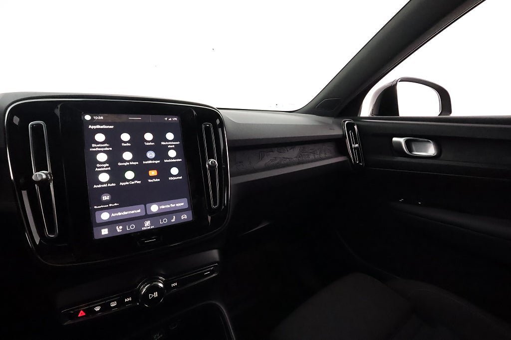 Vehicle Image 22