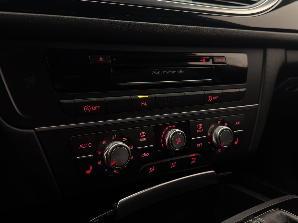 Vehicle Image 24