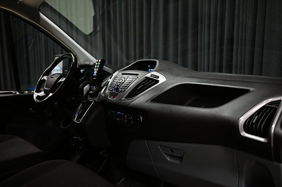 Vehicle Image 27