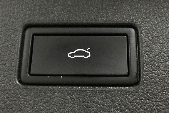 Vehicle Image 35