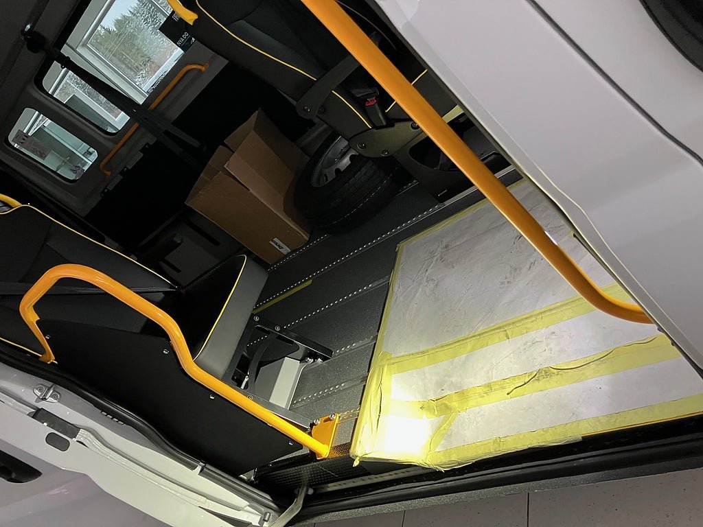 Vehicle Image 19