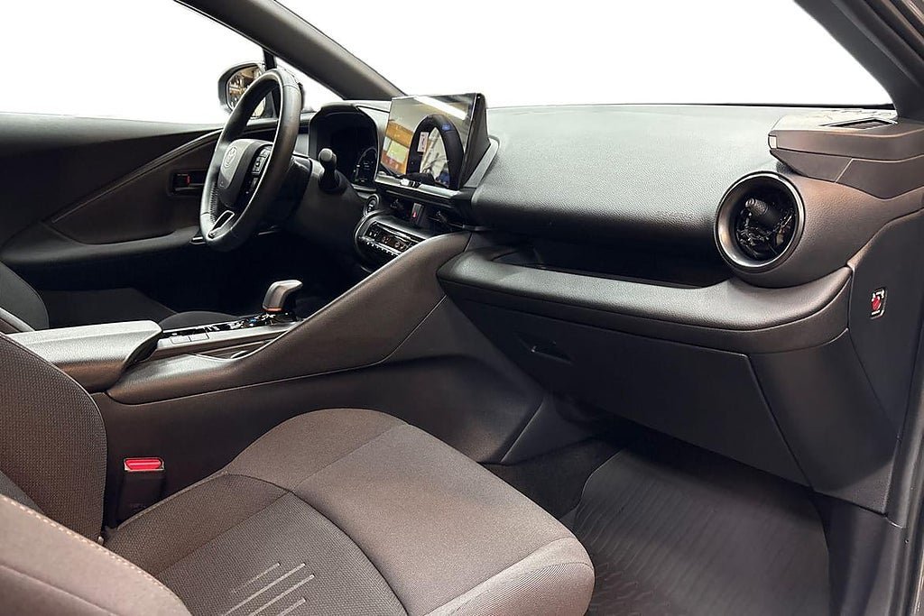 Vehicle Image 19