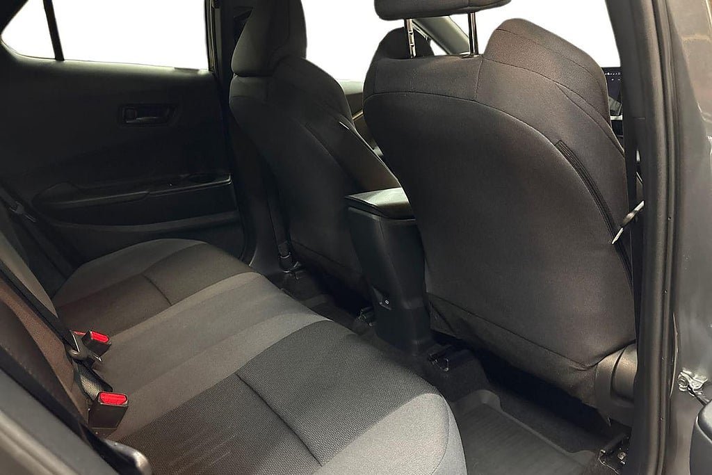 Vehicle Image 21