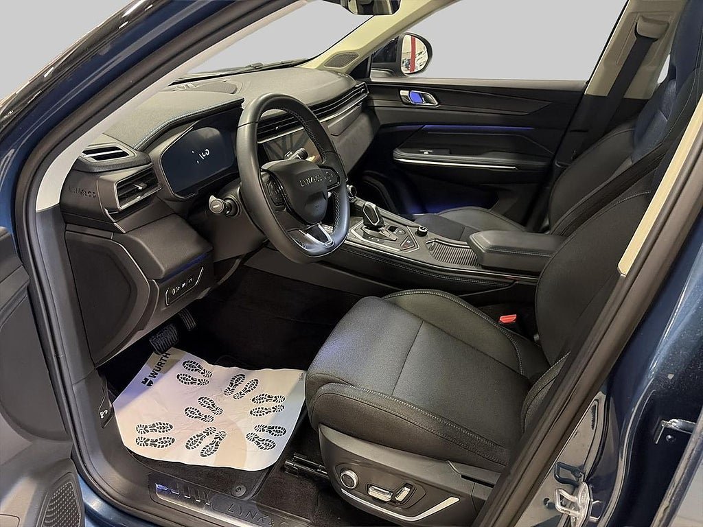 Vehicle Image 14