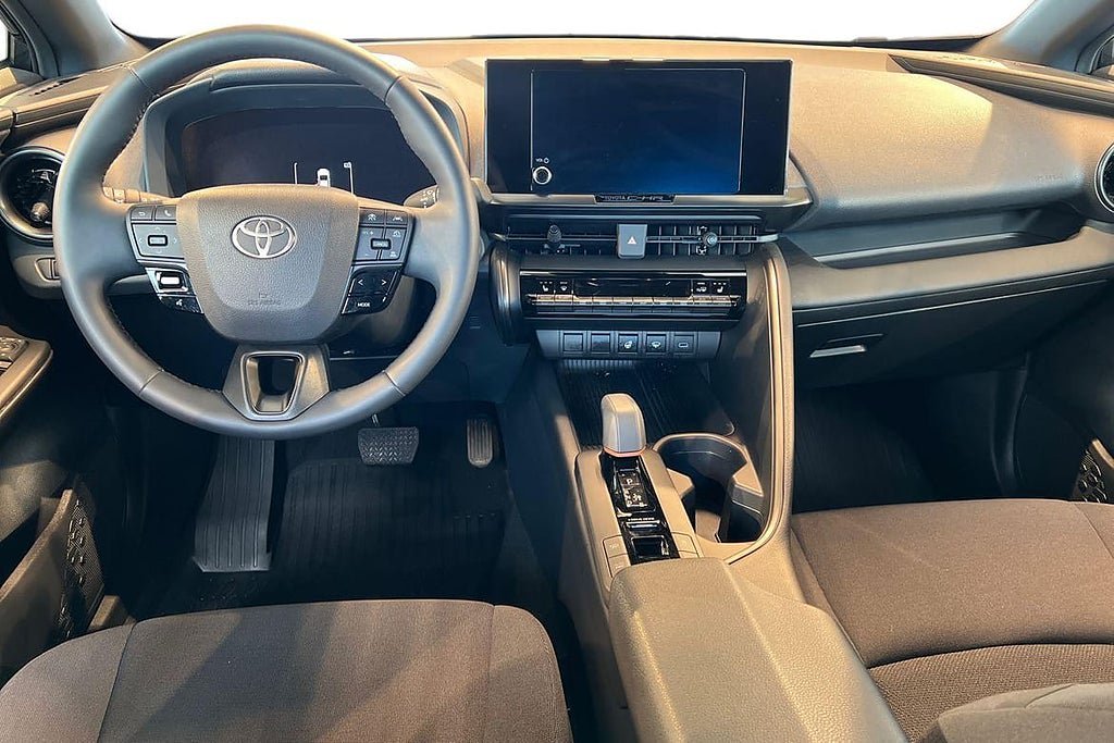 Vehicle Image 10