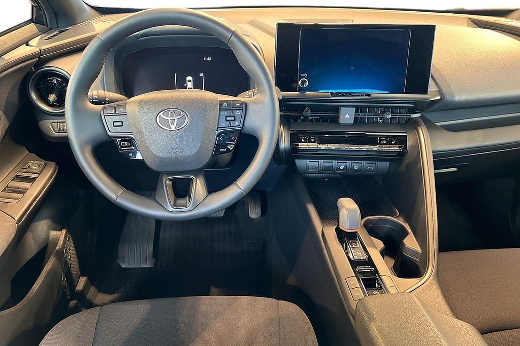 Vehicle Image 11