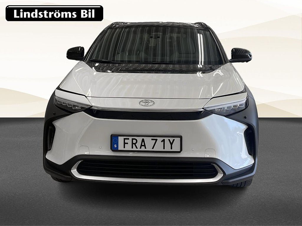 Vehicle Image 9