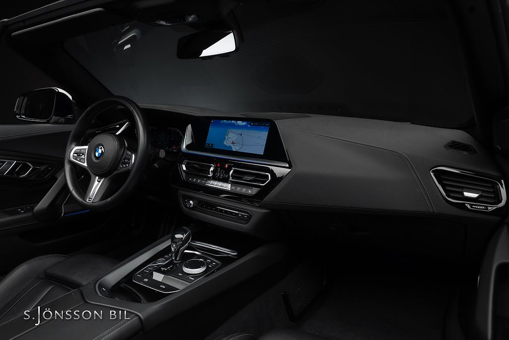 Vehicle Image 18