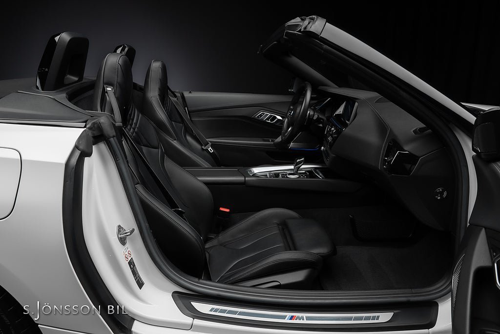 Vehicle Image 19