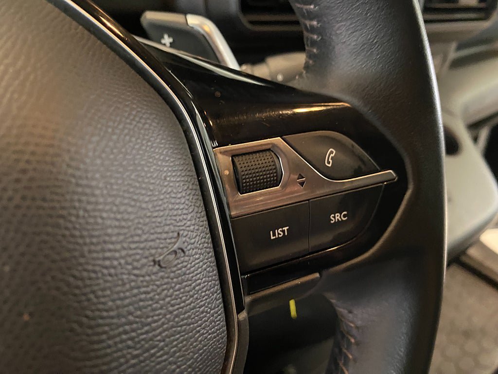 Vehicle Image 34