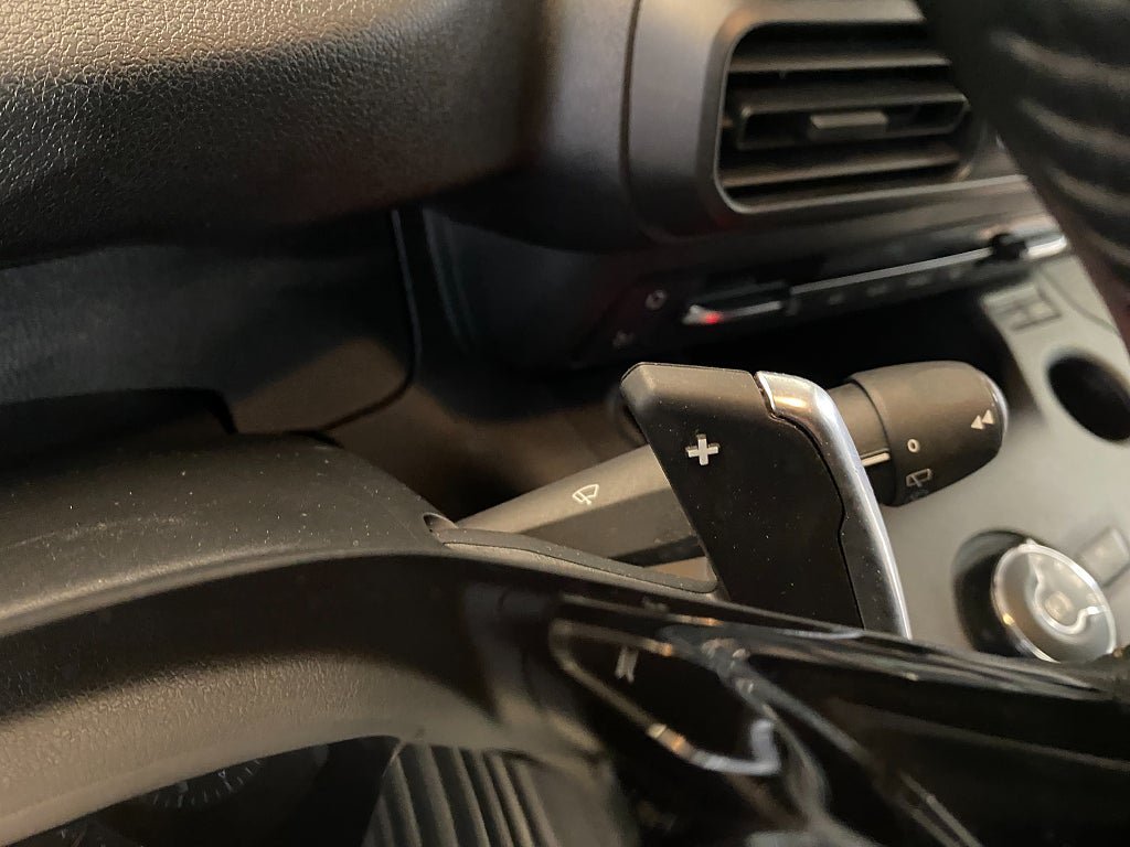 Vehicle Image 35