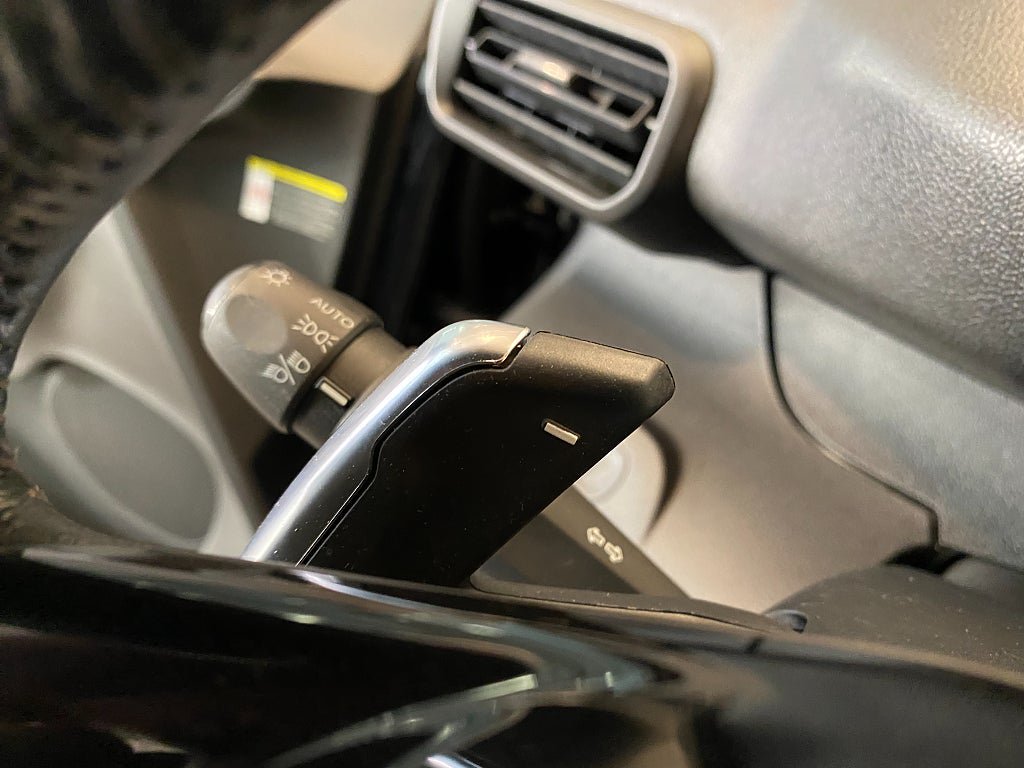 Vehicle Image 36