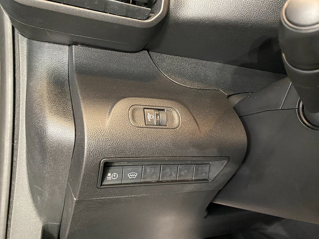 Vehicle Image 37