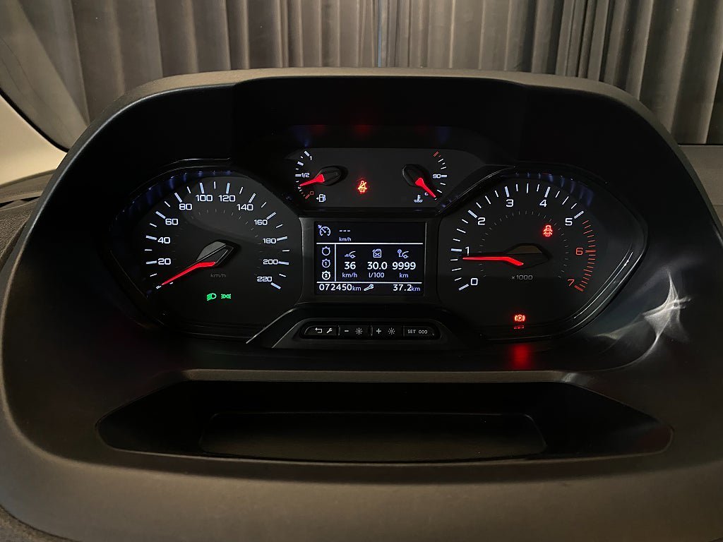 Vehicle Image 39