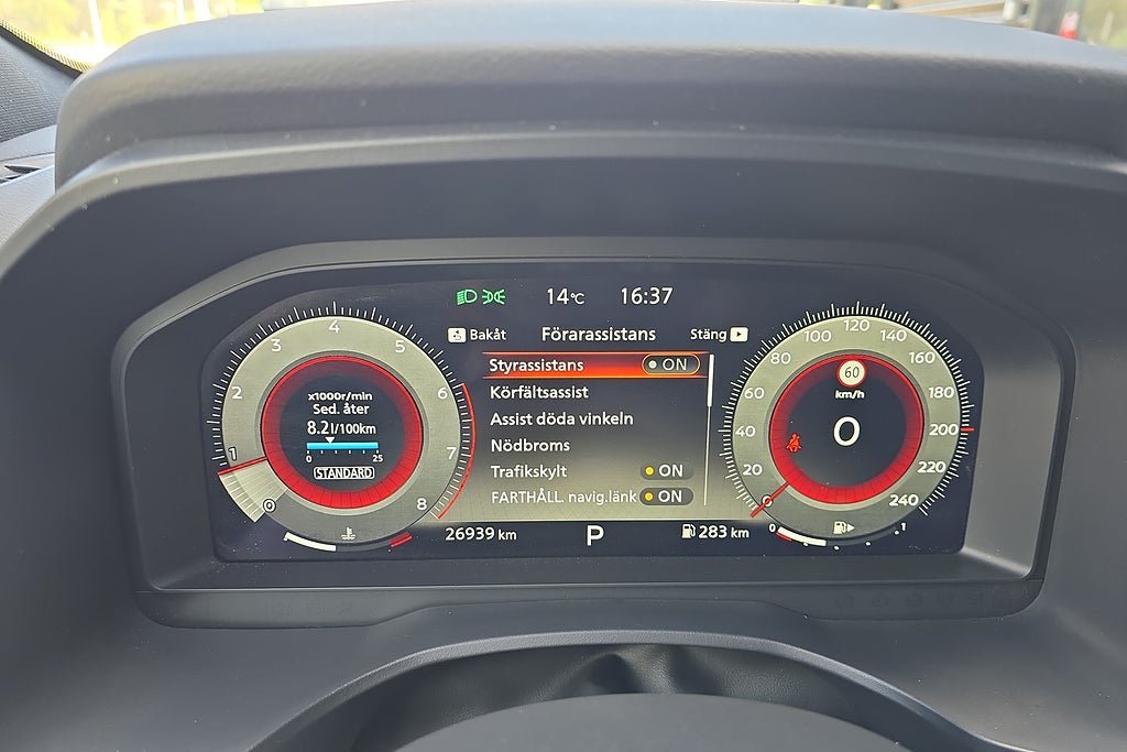 Vehicle Image 24