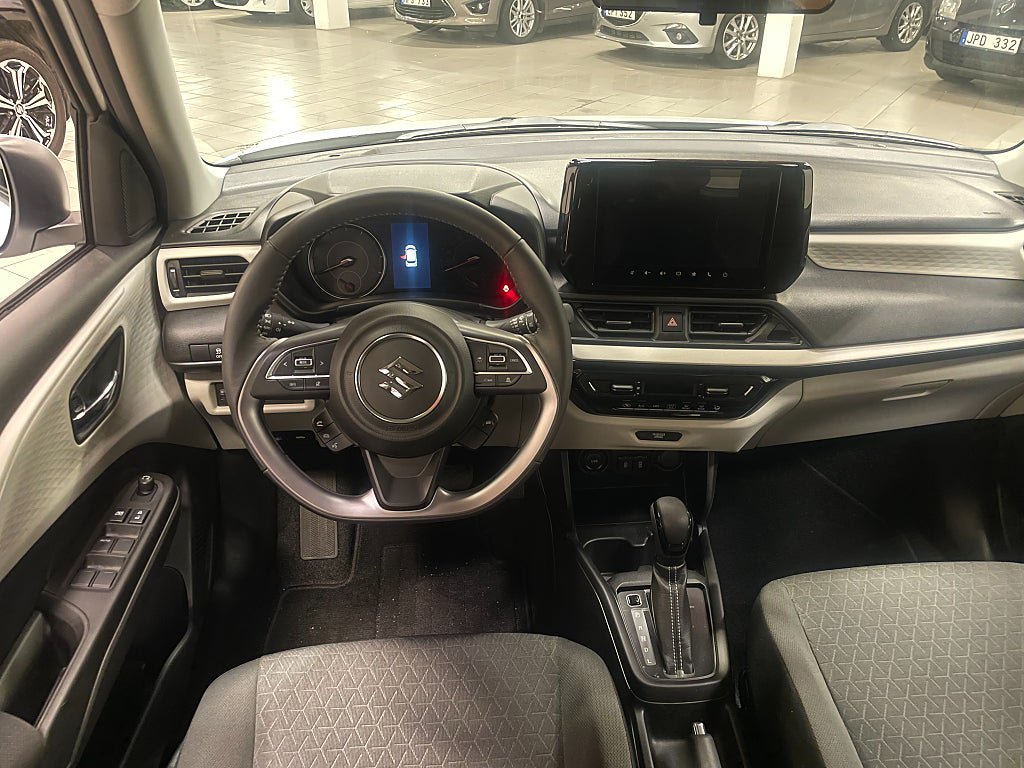Vehicle Image 5