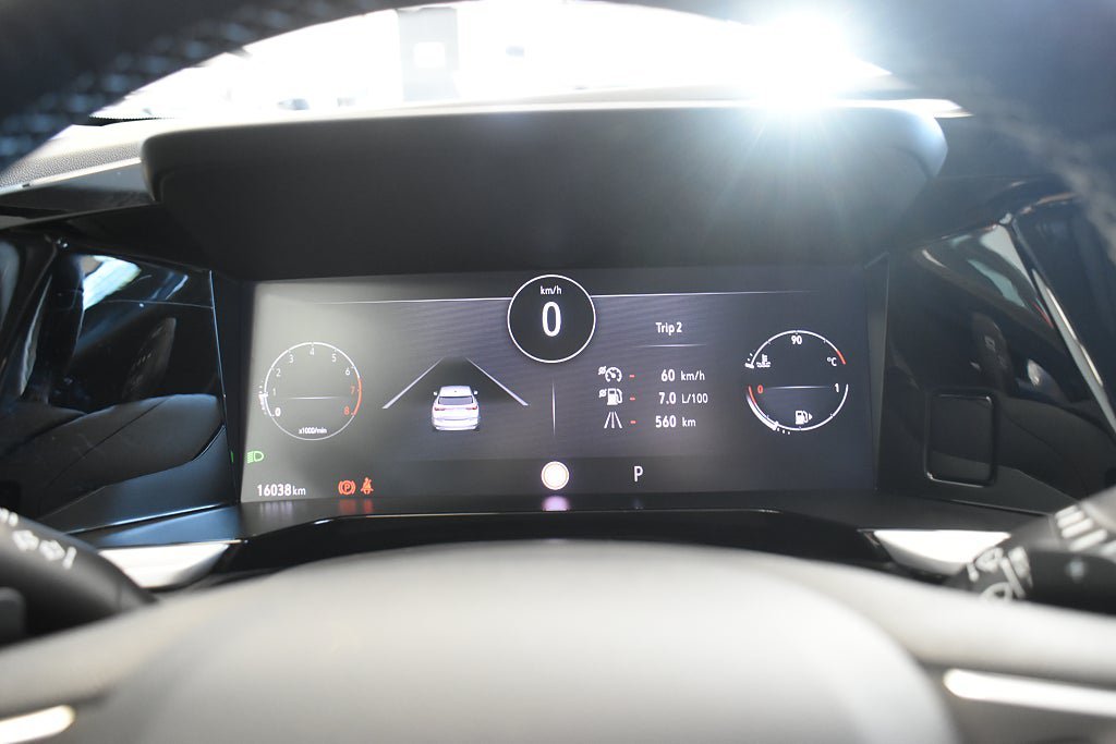 Vehicle Image 21