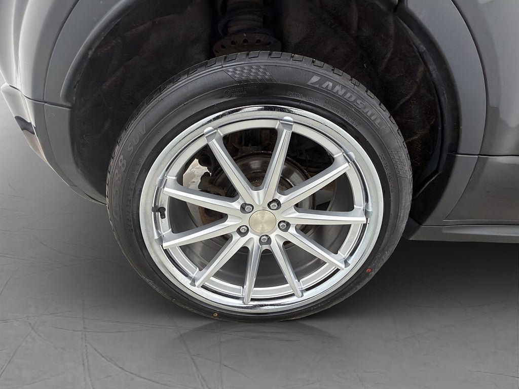 Vehicle Image 35