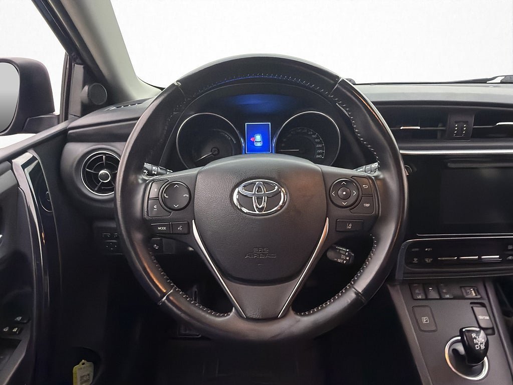 Vehicle Image 13