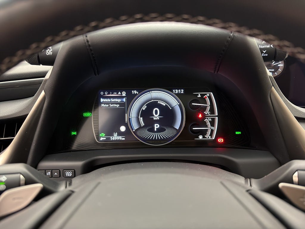 Vehicle Image 15