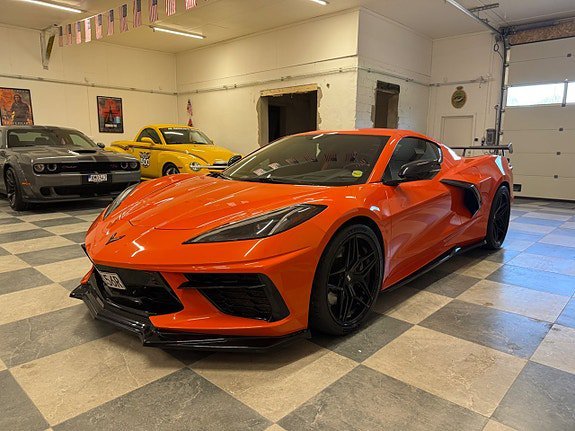 Vehicle Image 6