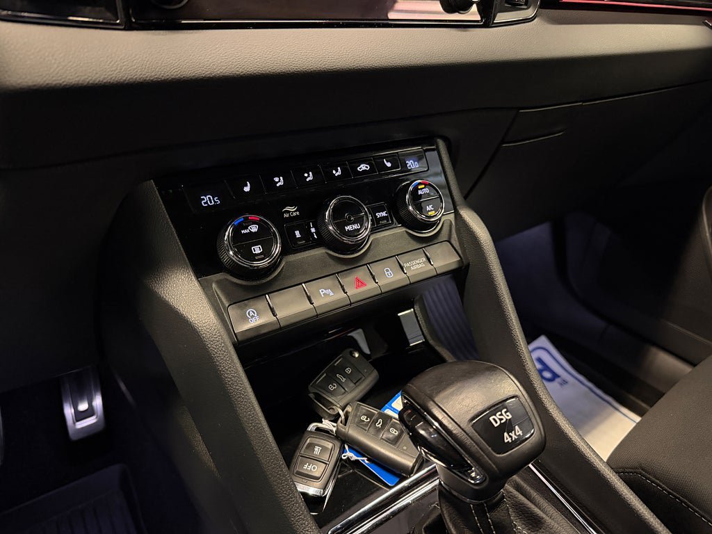 Vehicle Image 17