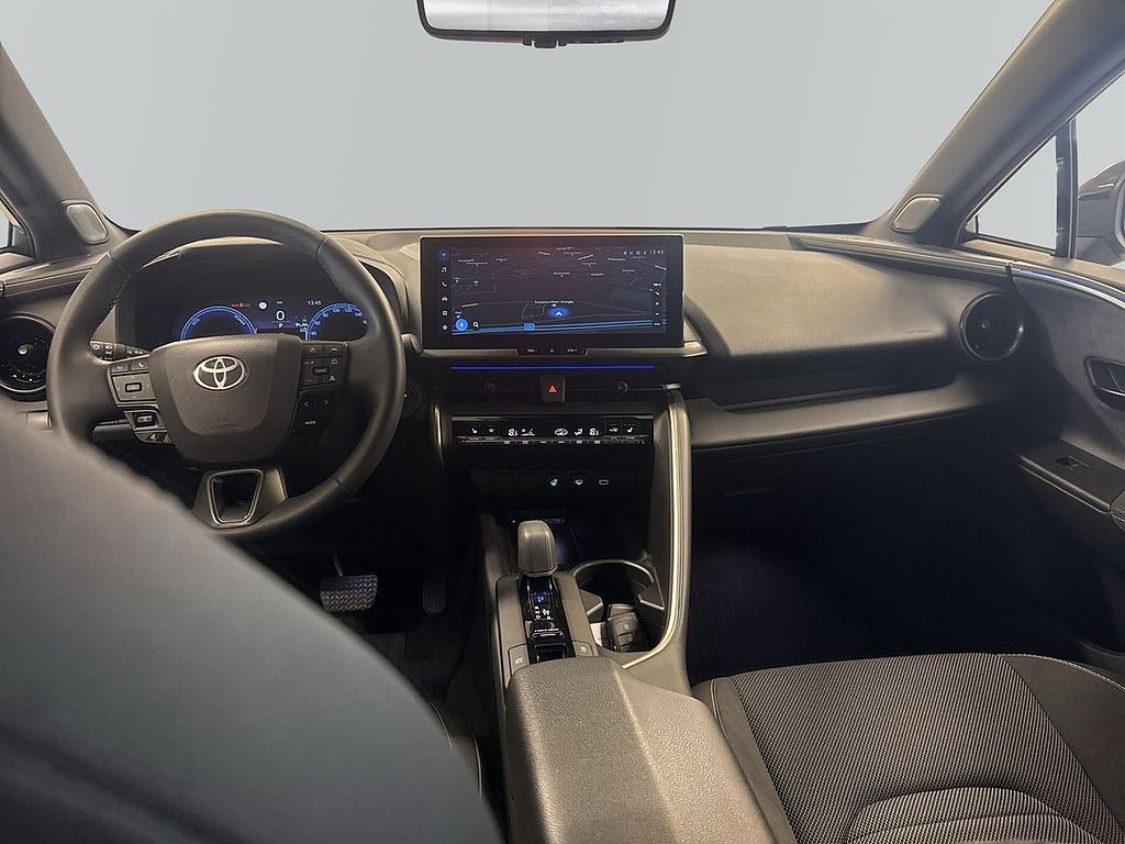 Vehicle Image 8