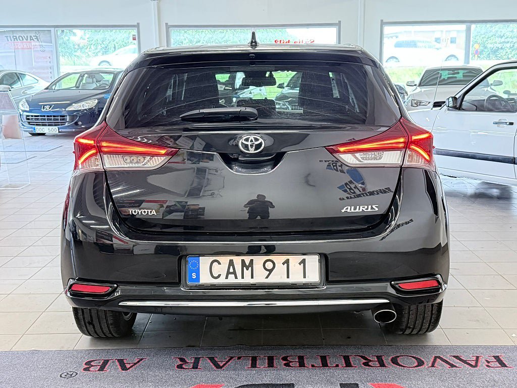 Vehicle Image 17