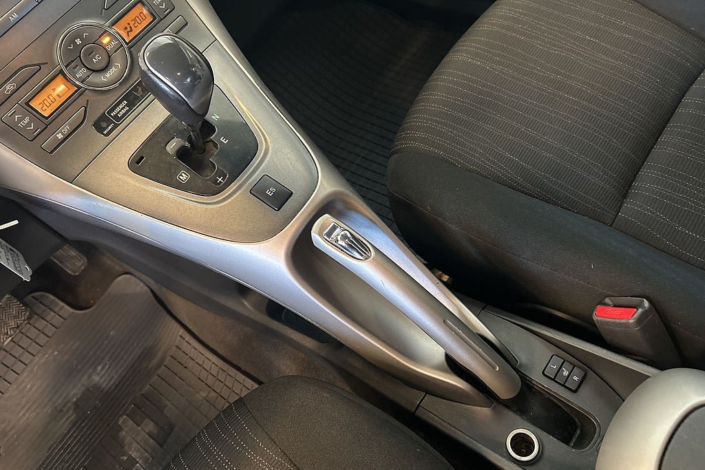 Vehicle Image 26