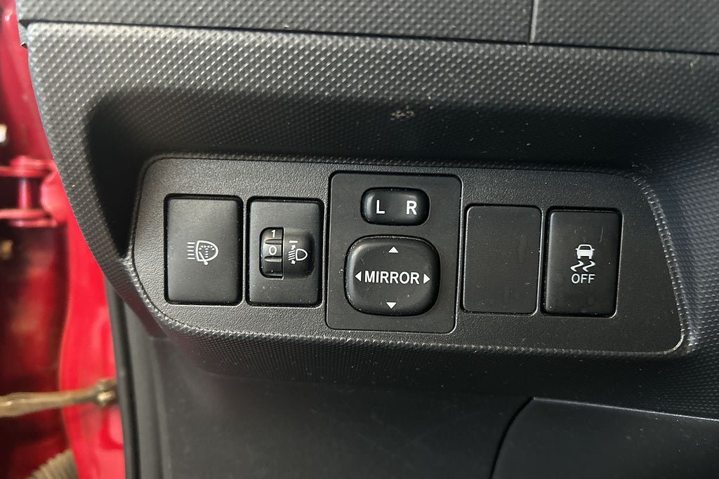 Vehicle Image 27