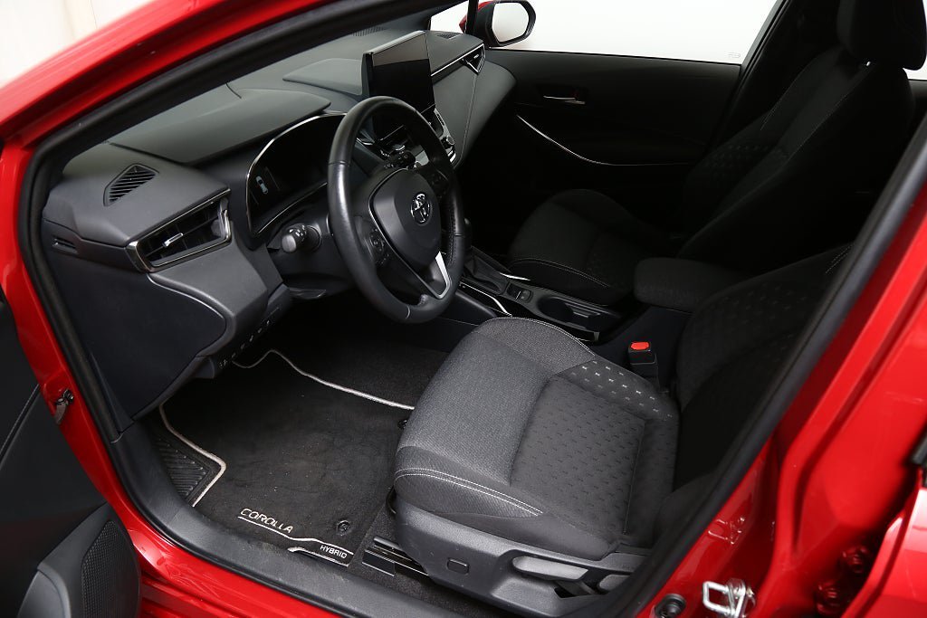 Vehicle Image 11