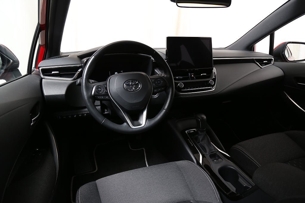 Vehicle Image 14